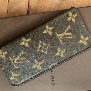 Louis Vuitton iPhone 6 case
